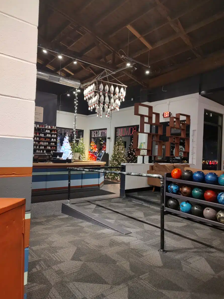 Saint Clairsville - Preview